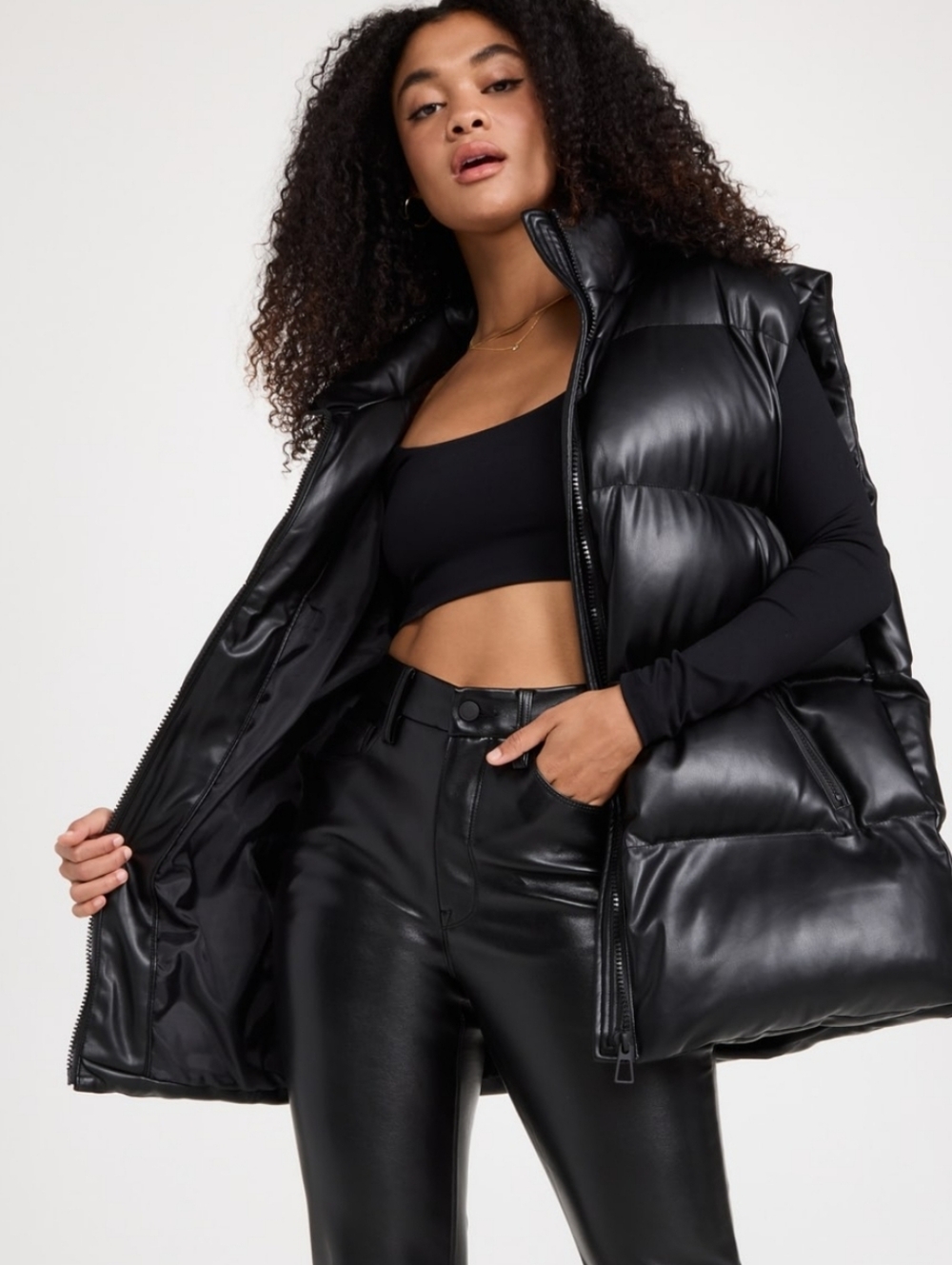GOOD AMERICAN Oversized Puffer Vest